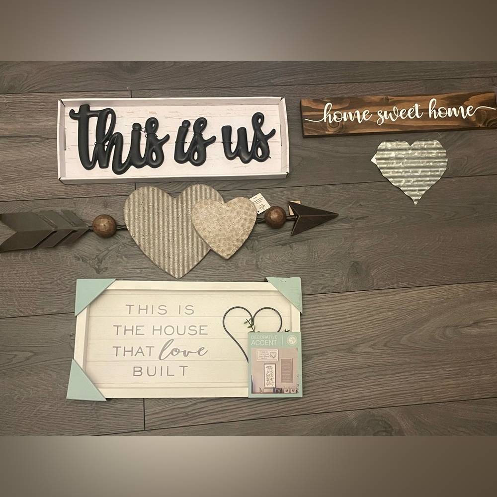 Decorative Wall Art Set with Heart Accents
